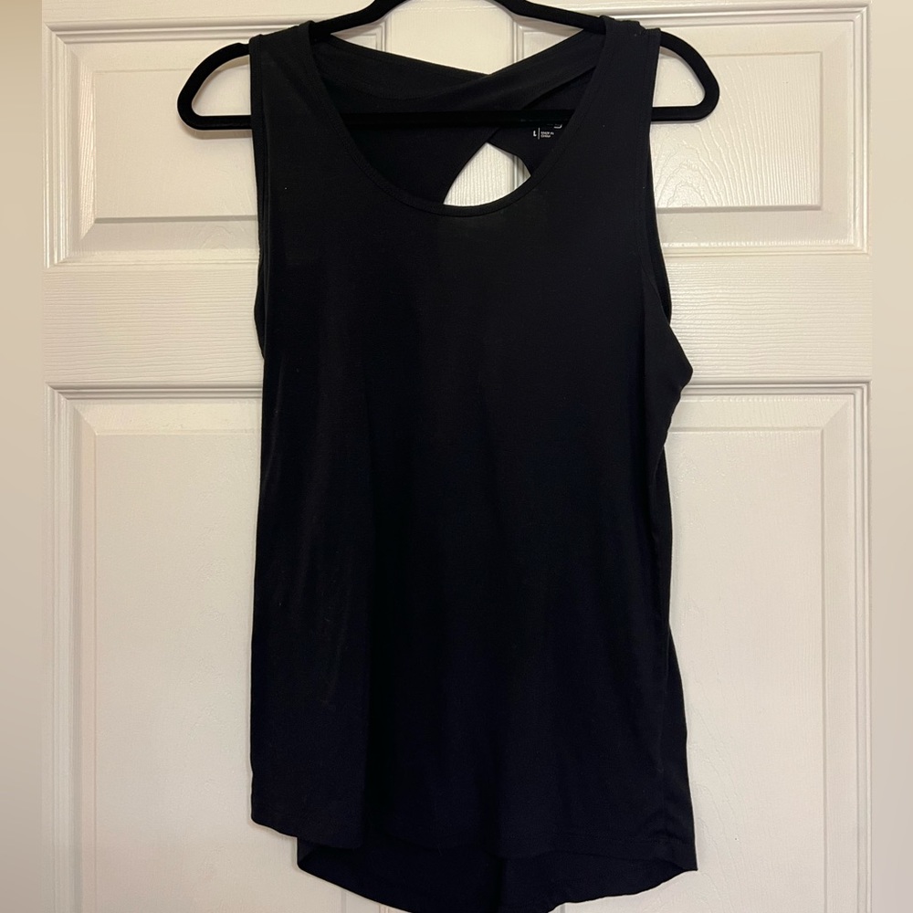 Tank top bundle - Picture 3 of 3